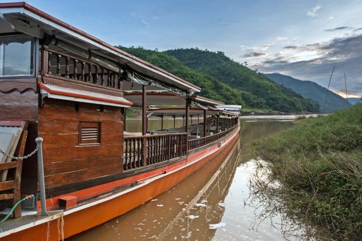 Luang Say Cruise Up River